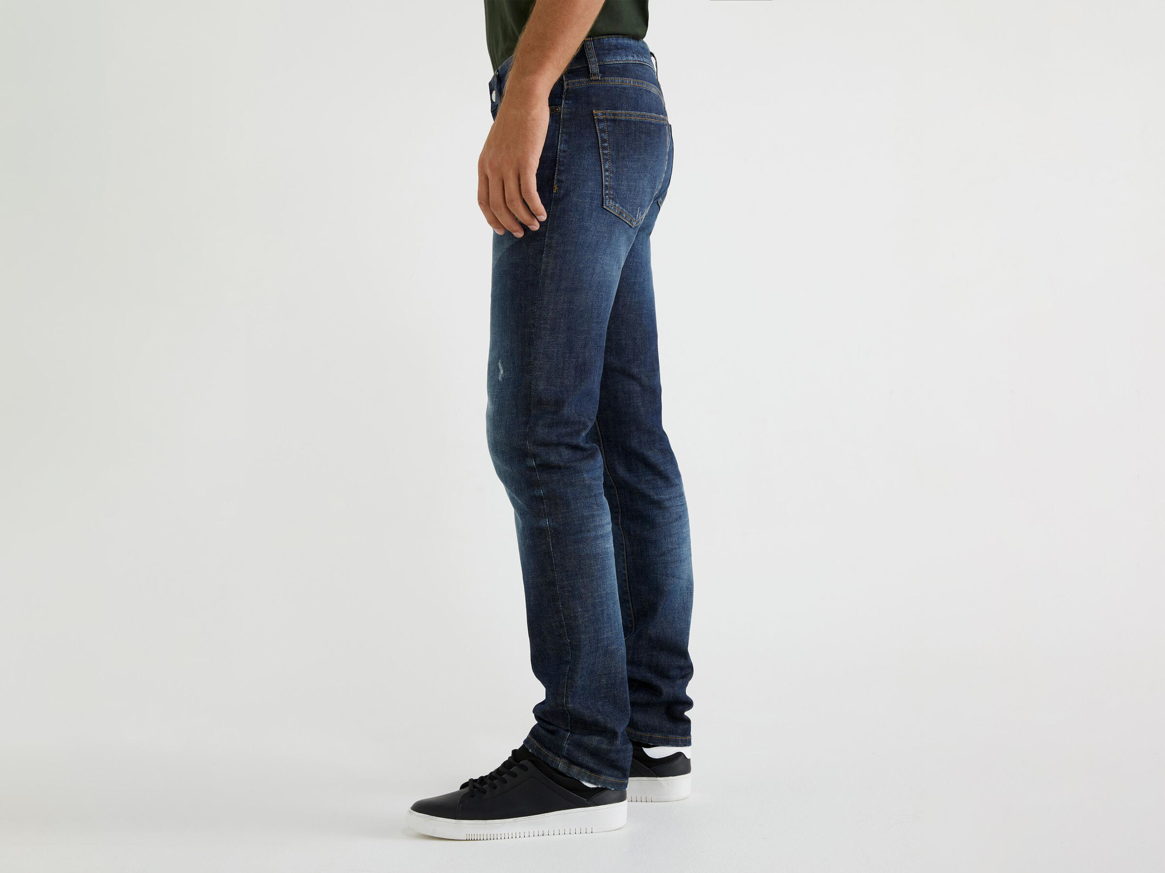 Straight leg jeans in stretch cotton Men image number 2